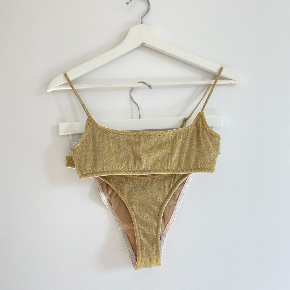 Swimming suit